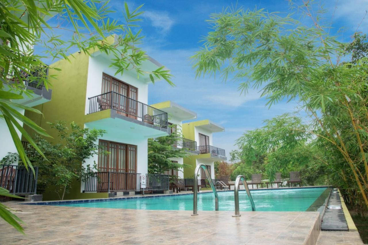 Hotel Golden Ray Dambulla Bagian luar foto