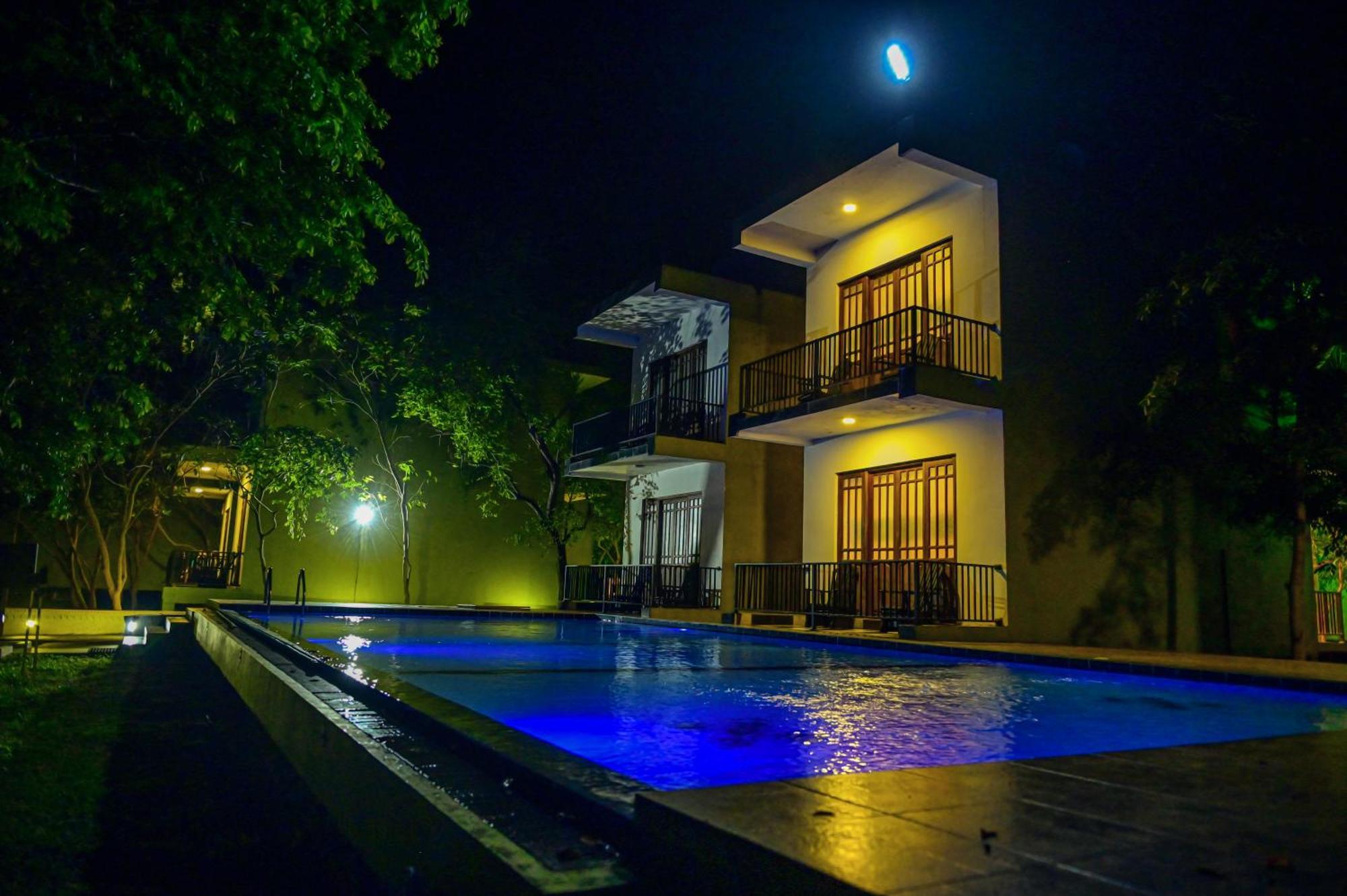 Hotel Golden Ray Dambulla Bagian luar foto