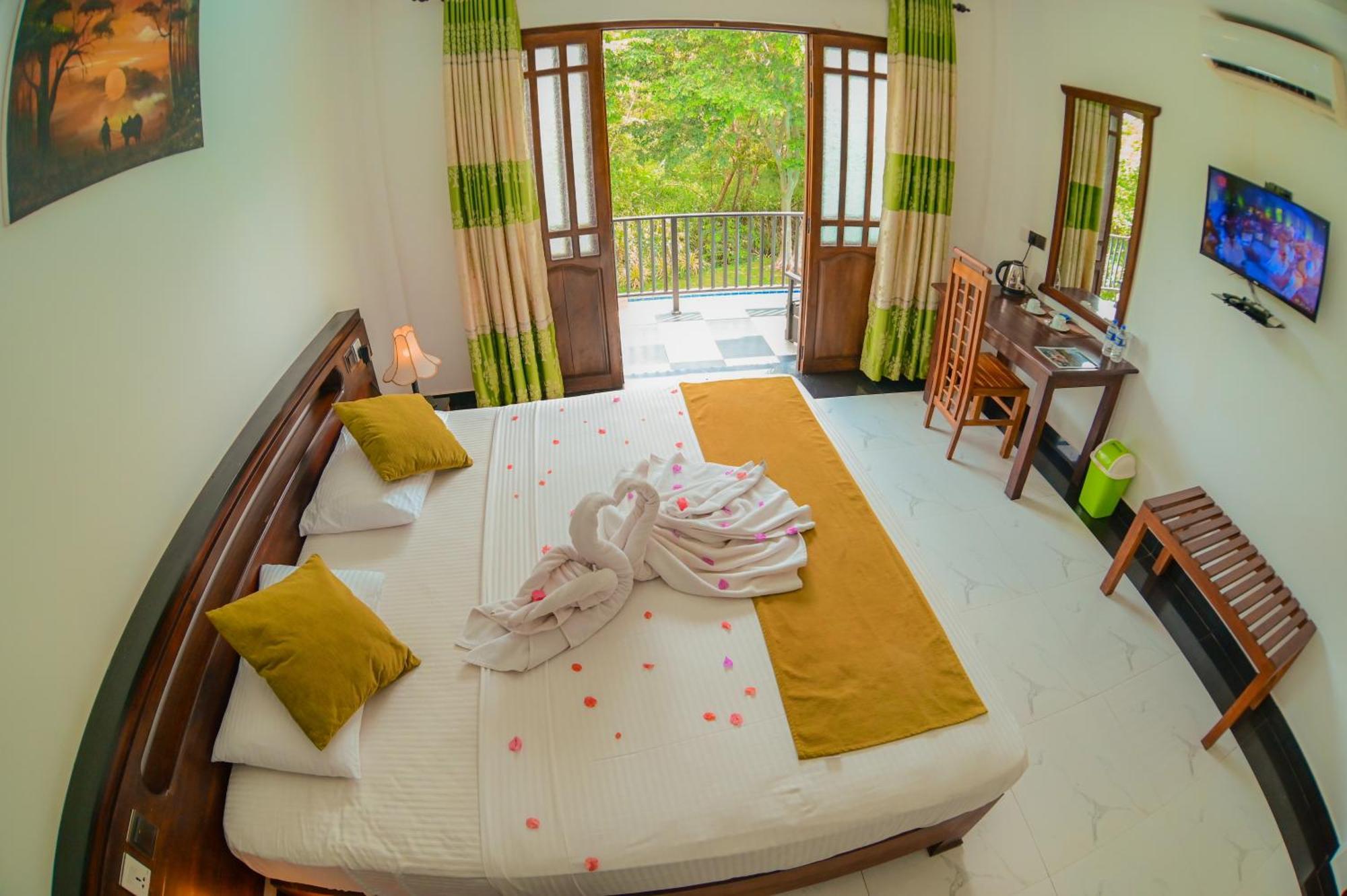 Hotel Golden Ray Dambulla Bagian luar foto